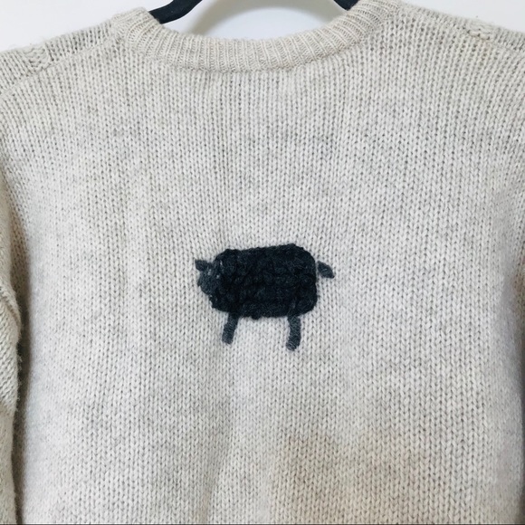 Vintage 100% Wool Cream Sheep Knit Sweater - Picture 11 of 12